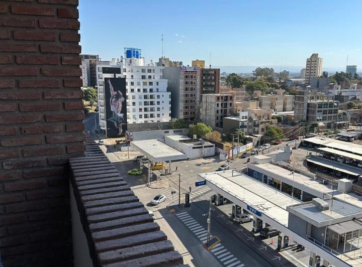 Departamento · 105m² · 8 Ambientes