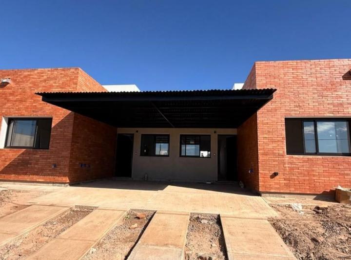 Casa · 180m² · 3 Ambientes · 1 Cochera