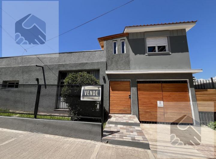 Casa · 120m² · 6 Ambientes · 1 Cochera