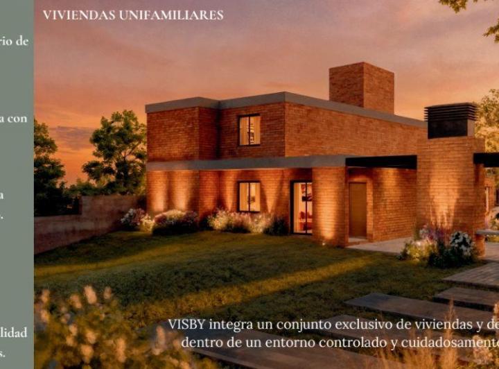 Casa · 145m² · 7 Ambientes · 1 Cochera