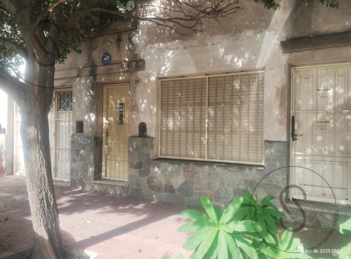 Casa · 130m² · 3 Ambientes · 1 Cochera
