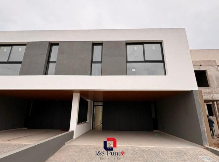 Casa · 150m² · 4 Ambientes · 4 Cocheras