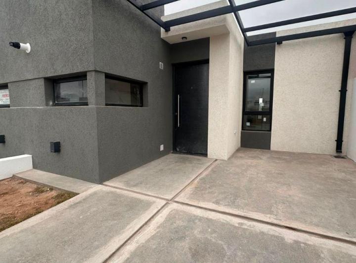 Casa · 80m² · 4 Ambientes