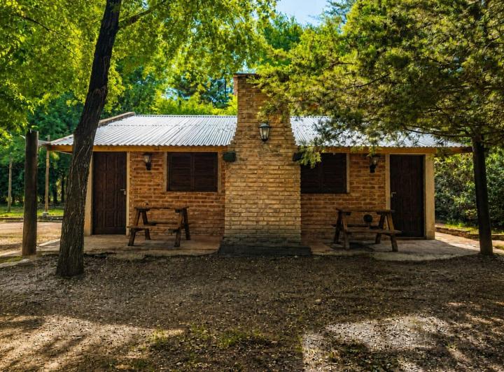 Casa · 80m² · 4 Ambientes · 3 Cocheras