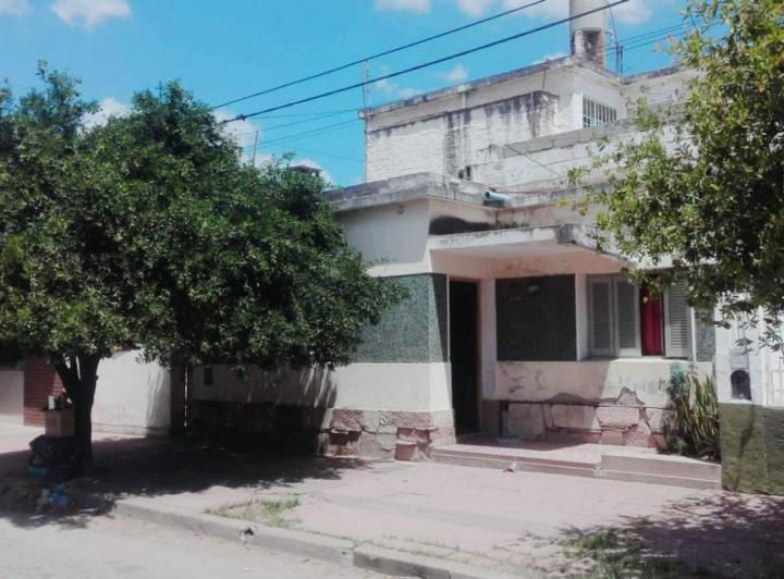 Casa · 133m² · 8 Ambientes · 1 Cochera