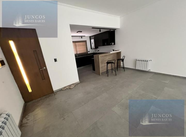 Casa · 250m² · 6 Ambientes