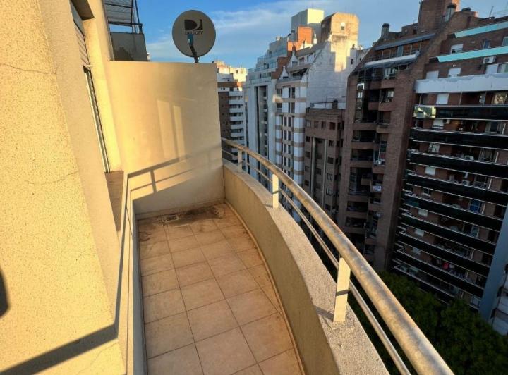 Departamento · 80m² · 5 Ambientes