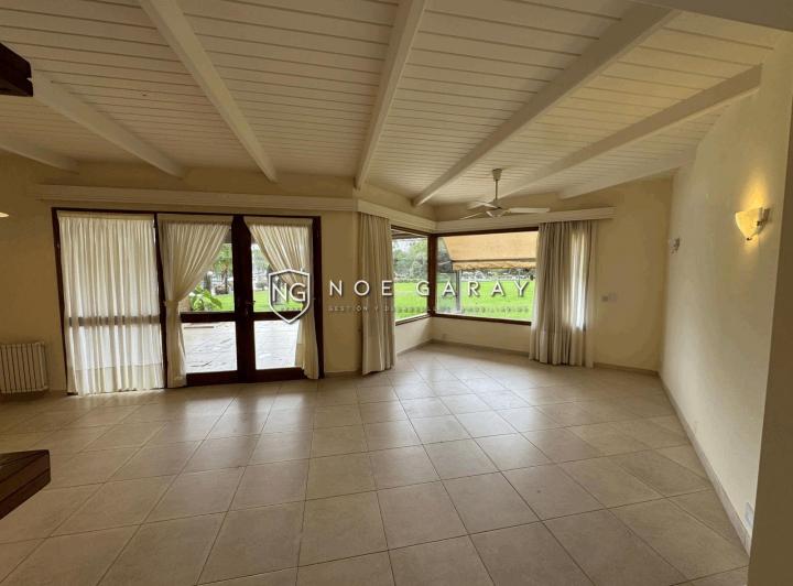 Departamento · 210m² · 3 Ambientes · 2 Cocheras