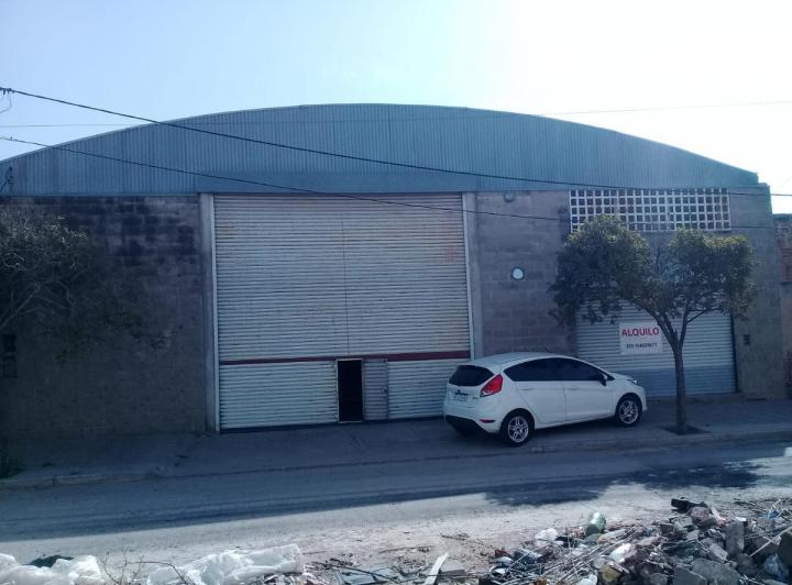 Local comercial · 425m²