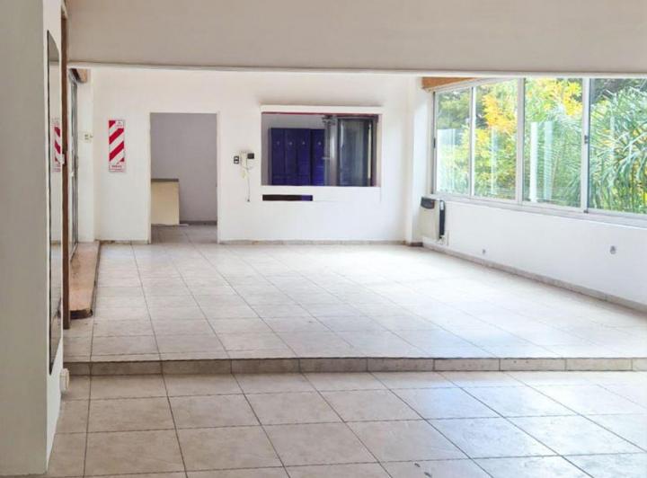 Oficina comercial · 400m²