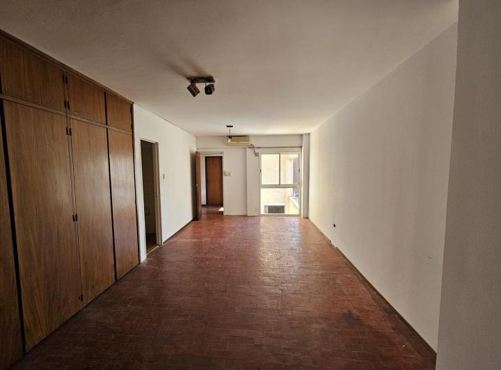 Oficina comercial · 53m² · 2 Ambientes · 1 Cochera