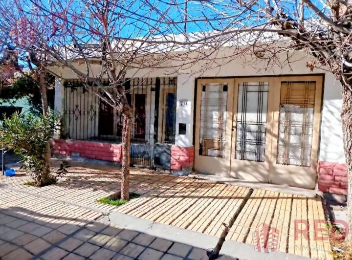 Casa · 174m² · 6 Ambientes · 1 Cochera