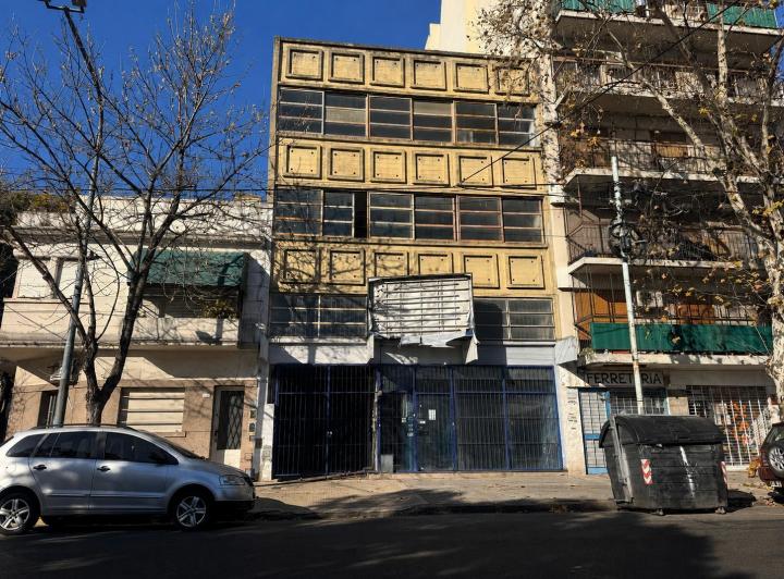 Terreno · 700m²