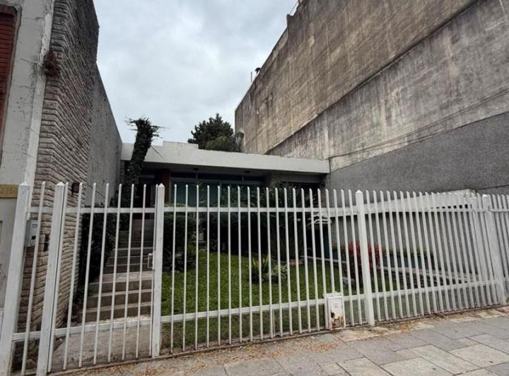 Terreno · 732m²