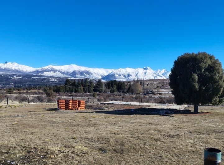 Terreno · 115m² · 5 Ambientes