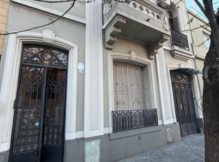 PH · 208m² · 5 Ambientes · 1 Cochera