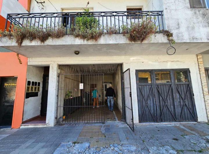 PH · 191m² · 8 Ambientes · 3 Cocheras