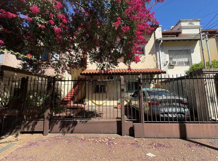 PH · 93m² · 6 Ambientes · 1 Cochera