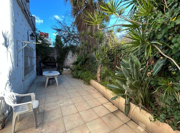 PH · 180m² · 6 Ambientes · 1 Cochera