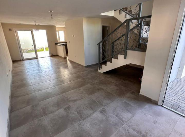 Casa · 125m² · 4 Ambientes · 1 Cochera