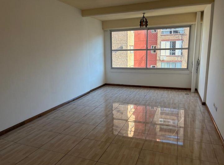 Departamento · 45m² · 2 Ambientes · 1 Cochera