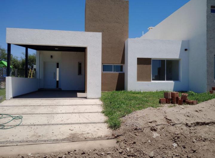 Casa · 120m² · 3 Ambientes · 1 Cochera
