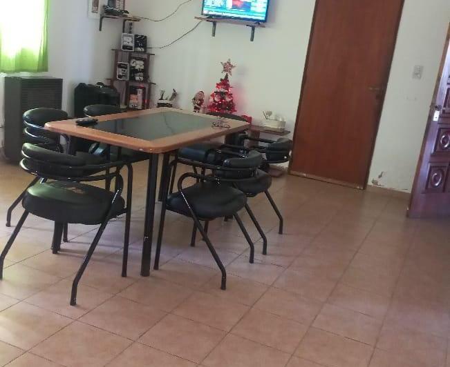 Casa · 110m² · 6 Ambientes · 1 Cochera