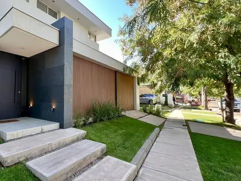 Casa en Venta en Mayor Drummond, Lujan de Cuyo