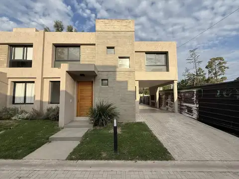Casa en Alquiler en Arguello, Cordoba