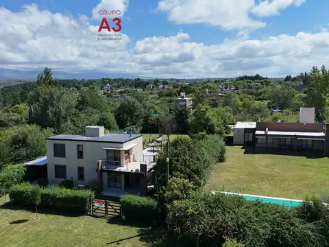 Casa en Venta en Residencias 3, Potrero de Garay