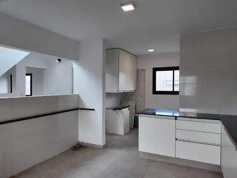 Casa en Venta en Villa los Aromos, Santa María