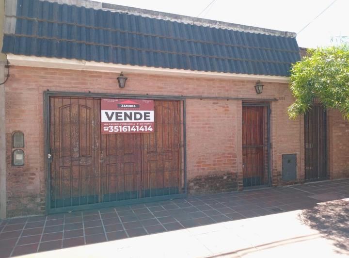 Casa · 118m² · 2 Dormitorios