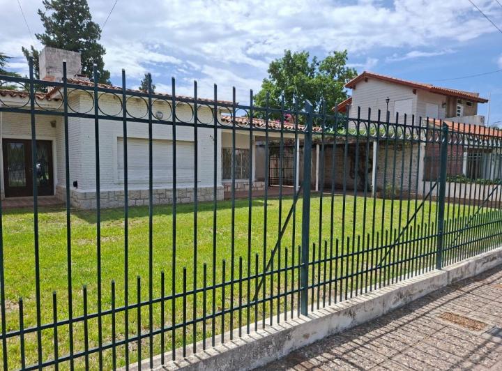 Casa · 400m² · 10 Ambientes