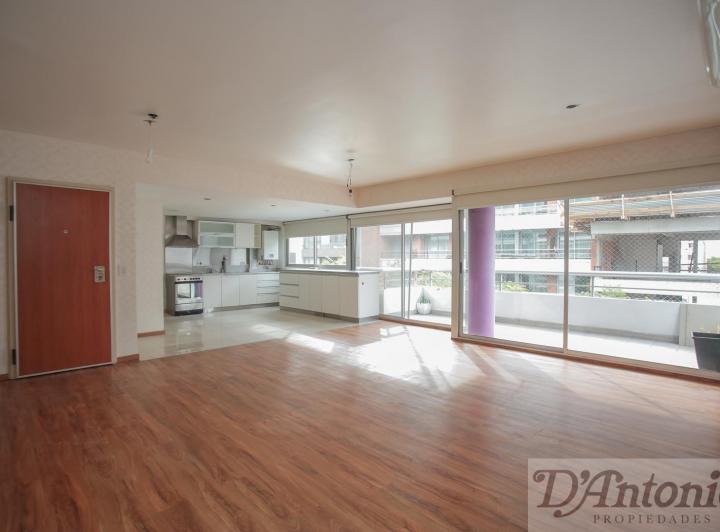 Departamento · 107m² · 4 Ambientes · 1 Cochera