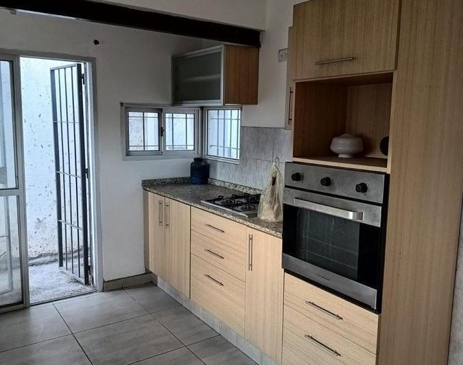 Casa · 65m² · 5 Ambientes