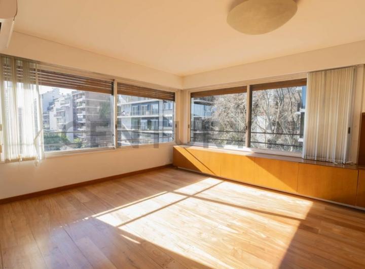 Departamento · 175m² · 5 Ambientes · 1 Cochera