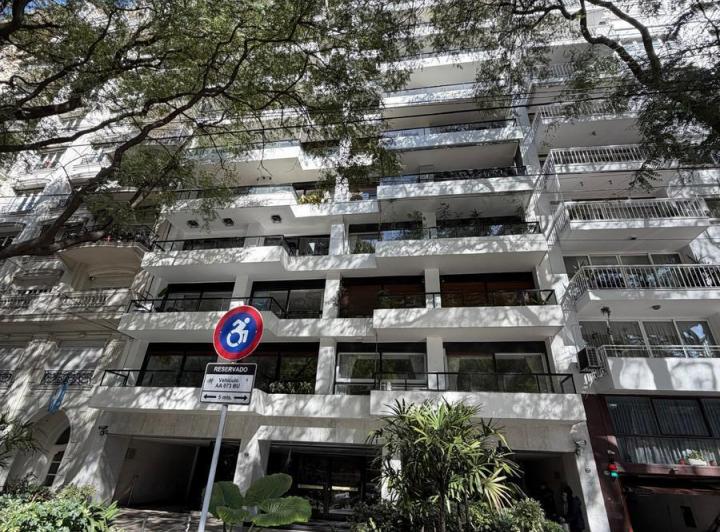 Departamento · 300m² · 5 Ambientes · 2 Cocheras