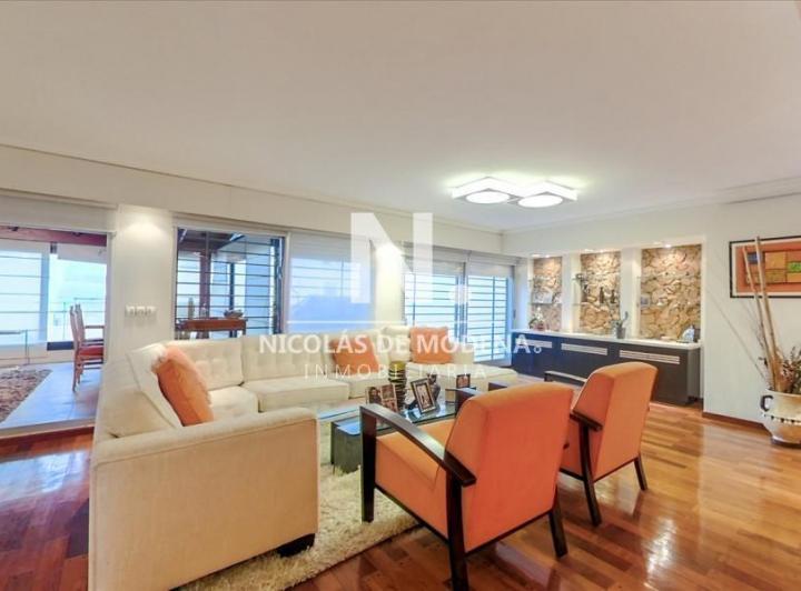 Departamento · 268m² · 5 Ambientes · 1 Cochera