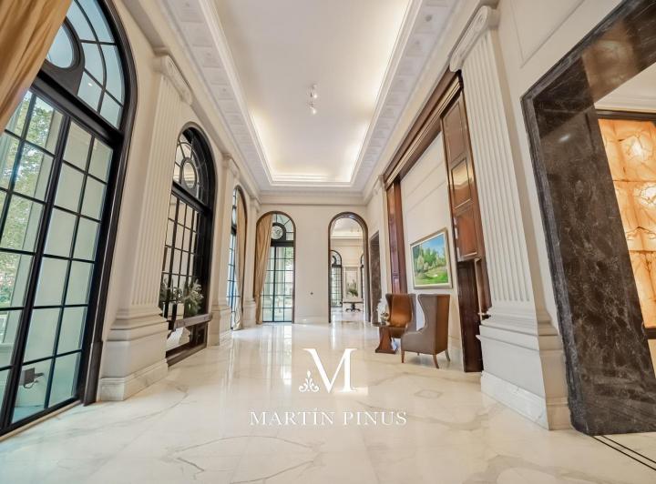 Departamento · 290m² · 4 Ambientes · 2 Cocheras
