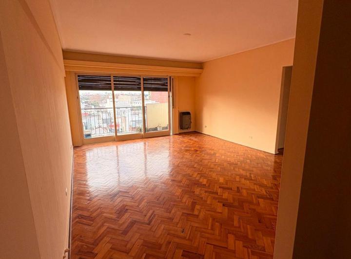 Departamento · 76m² · 4 Ambientes