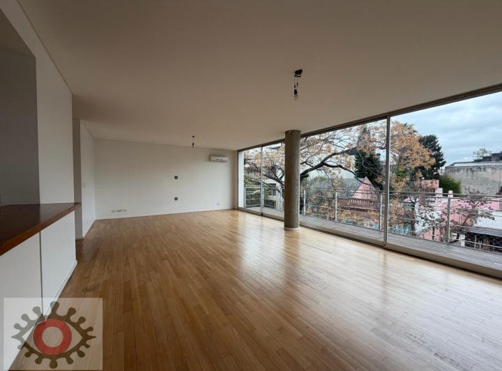 Departamento · 182m² · 5 Ambientes · 1 Cochera
