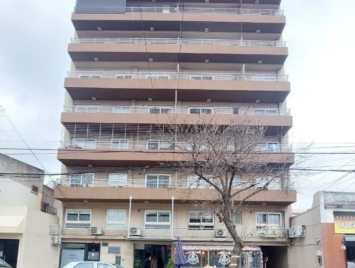 Departamento · 64m² · 3 Ambientes · 1 Cochera