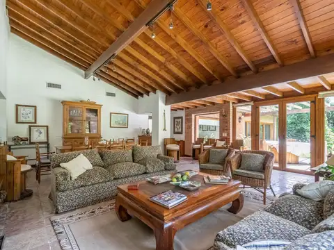 Casa en Venta en Highland Park Country Club, Del Viso