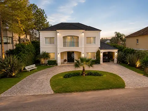 Casa en Venta en La Lomada De Pilar, Countries y Barrios Cerrados en Pilar