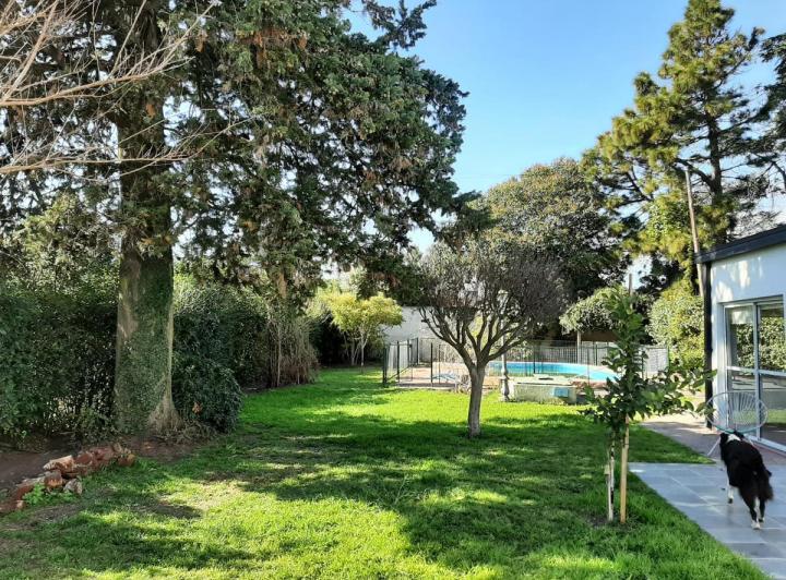 Casa · 80m² · 4 Ambientes · 1 Cochera