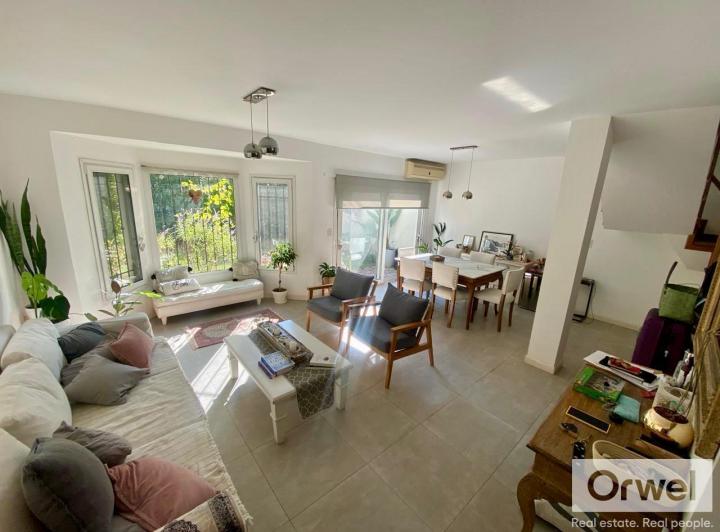 Casa · 150m² · 5 Ambientes