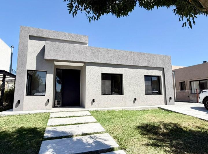 Casa · 149m² · 5 Ambientes