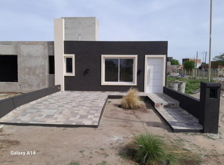 Casa · 80m² · 2 Dormitorios