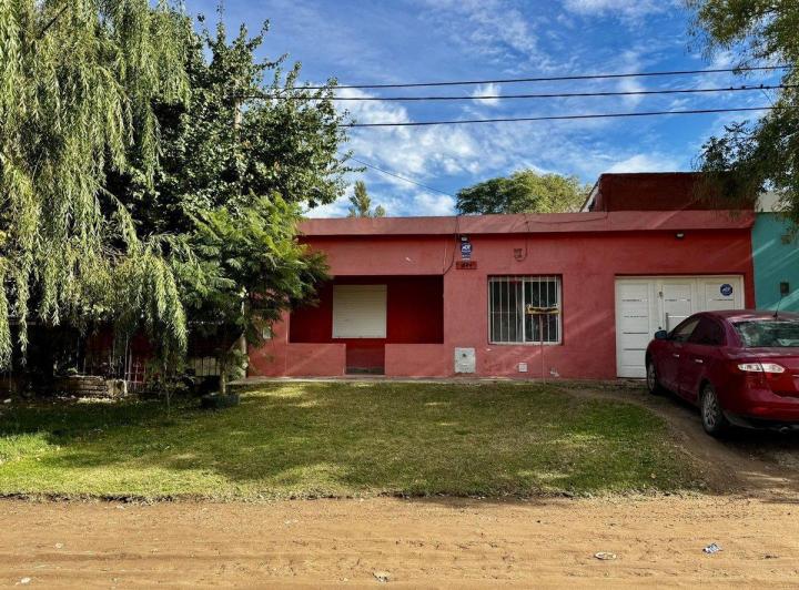 Casa · 150m² · 4 Ambientes · 1 Cochera