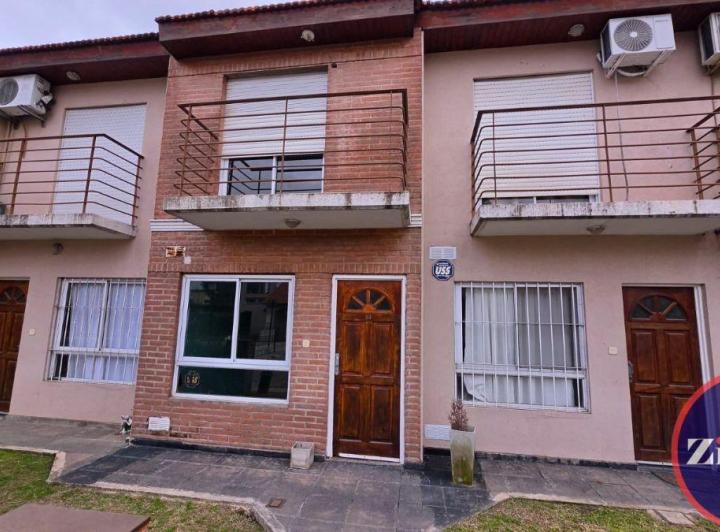 Casa · 68m² · 3 Ambientes · 1 Cochera